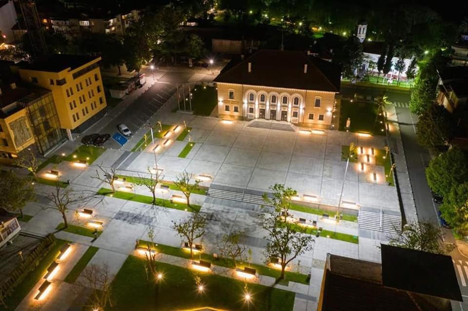 Апартаменти Кастро/Castro Apartments ซาเรโว ภายนอก รูปภาพ