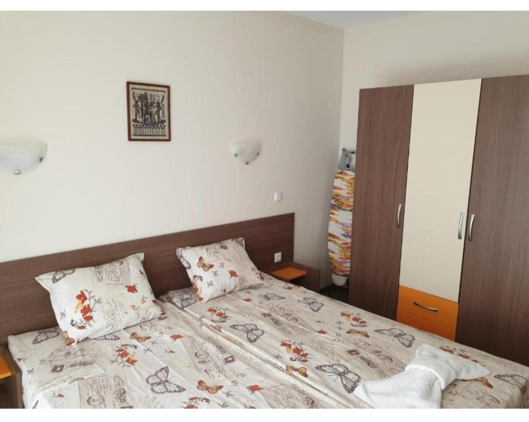 Апартаменти Кастро/Castro Apartments ซาเรโว ภายนอก รูปภาพ