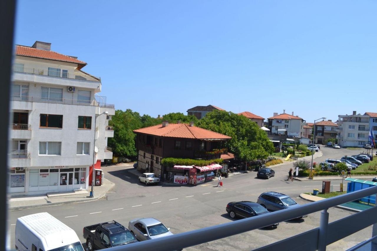 Апартаменти Кастро/Castro Apartments ซาเรโว ภายนอก รูปภาพ