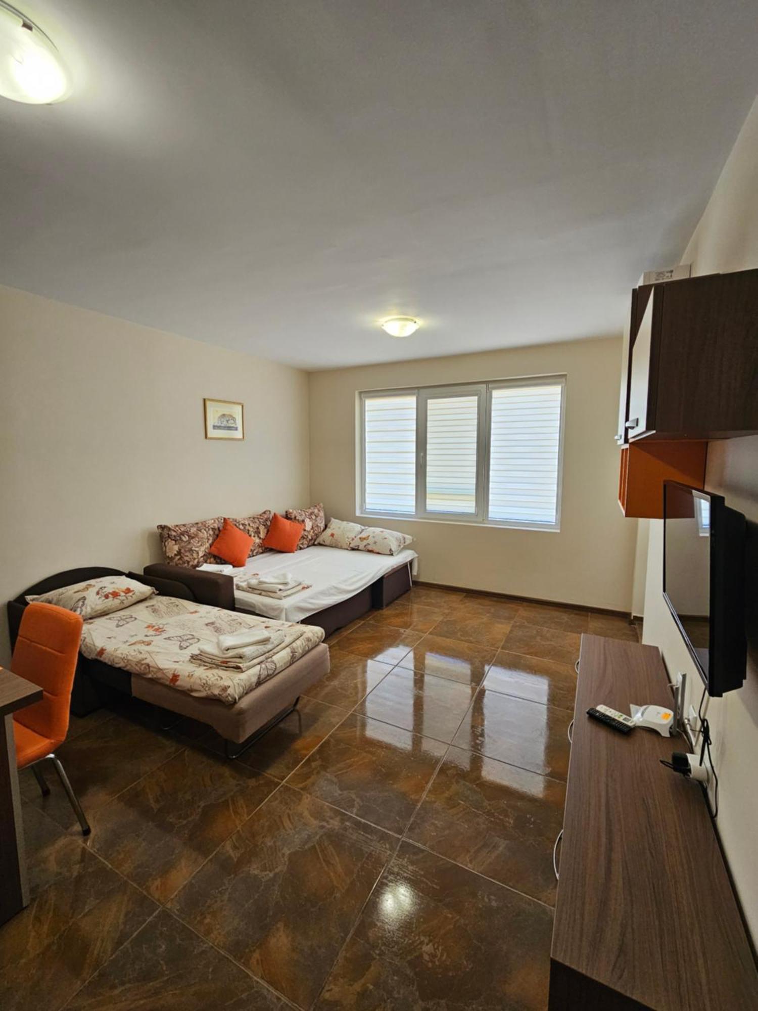 Апартаменти Кастро/Castro Apartments ซาเรโว ภายนอก รูปภาพ