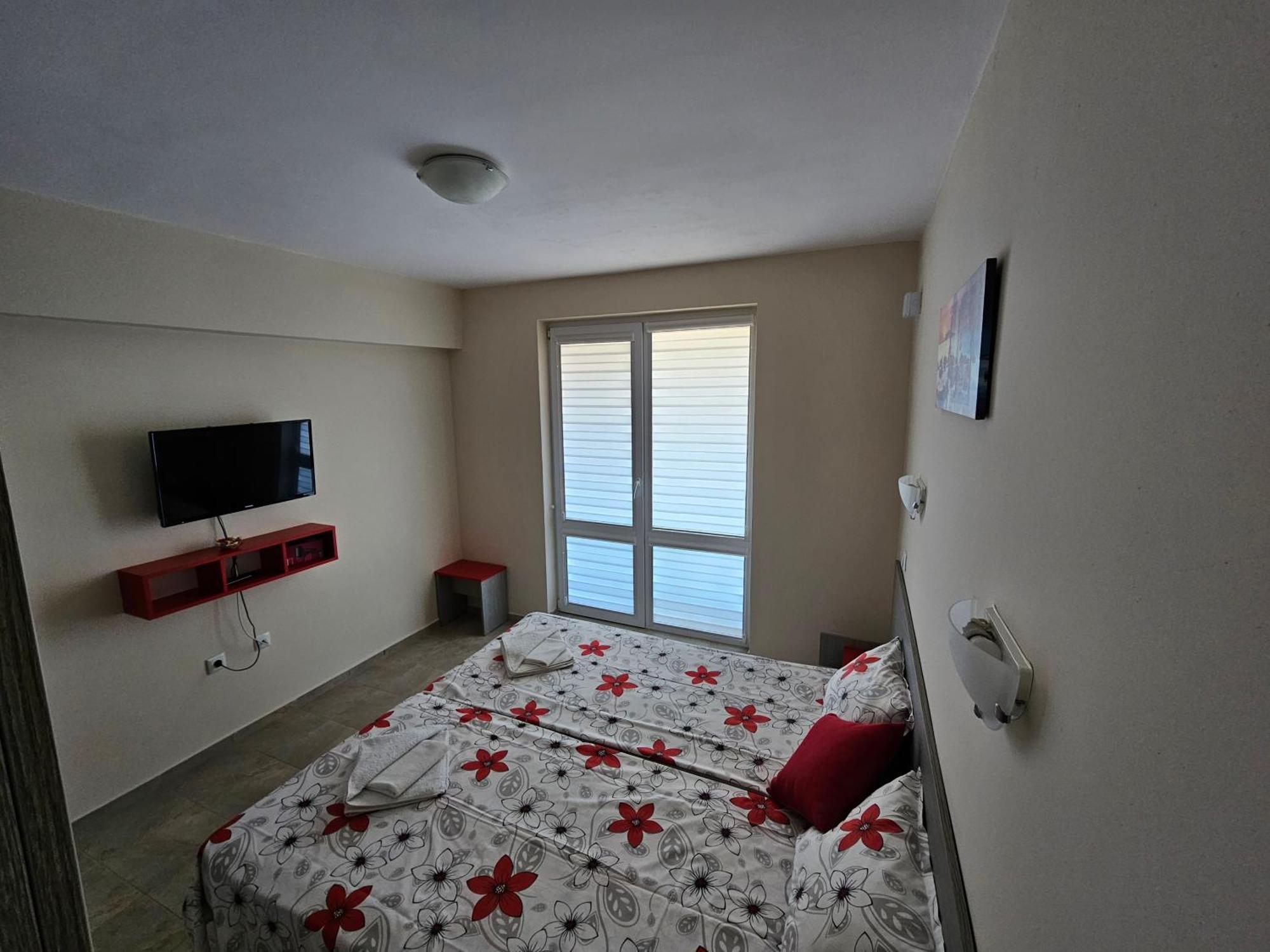 Апартаменти Кастро/Castro Apartments ซาเรโว ภายนอก รูปภาพ