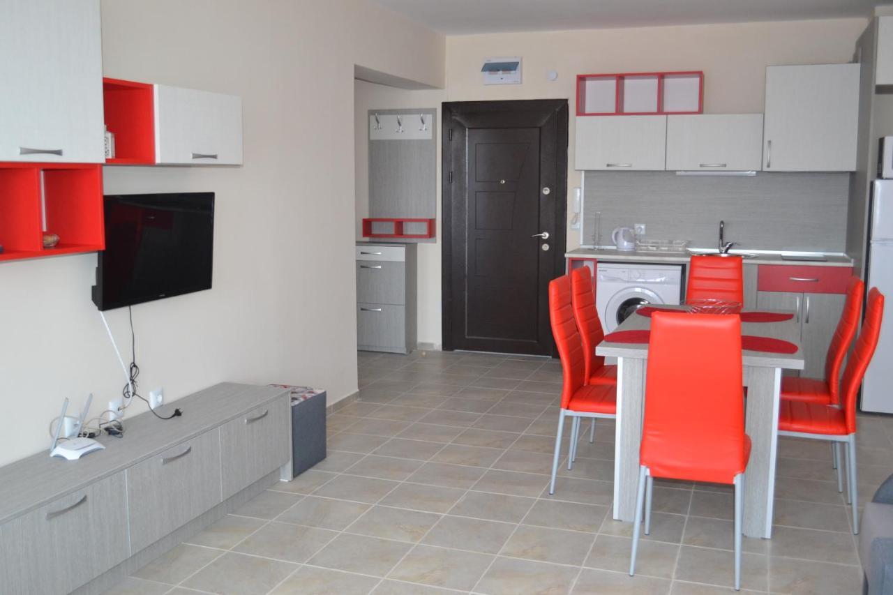 Апартаменти Кастро/Castro Apartments ซาเรโว ภายนอก รูปภาพ